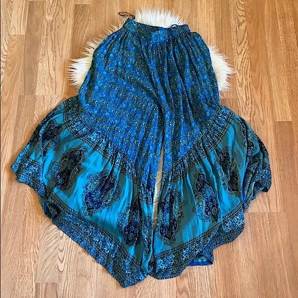 ANGIE Pants Skirt Wide Leg Boho Blue Green Black Rayon Flowy Hi Lo Size Small - Picture 2 of 8